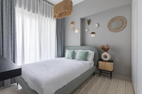 Quiet 1BR with river view